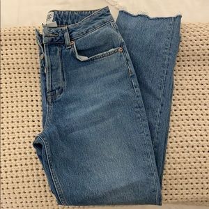 BARELY WORN BDG DILLION JEANS